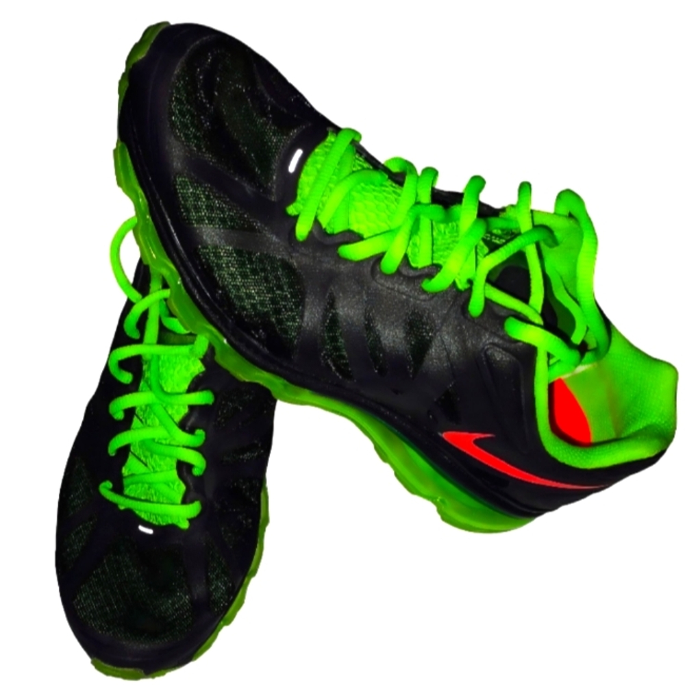 WOMEN'S (SIZE 9) NIKE AIR MAX SNEAKER